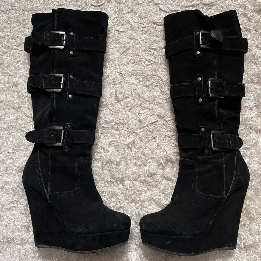 ❌SOLD❌ Black Platform Boots ❤️